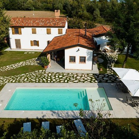 La Meridiana B&B カザーレ・スル・シーレ エクステリア 写真