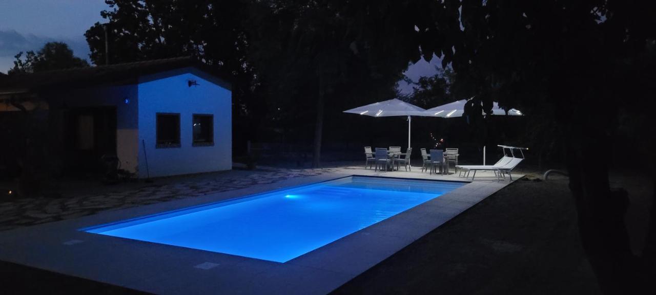 La Meridiana B&B カザーレ・スル・シーレ エクステリア 写真