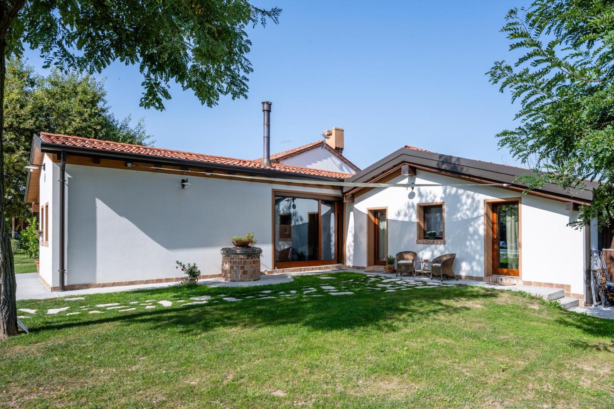La Meridiana B&B カザーレ・スル・シーレ エクステリア 写真