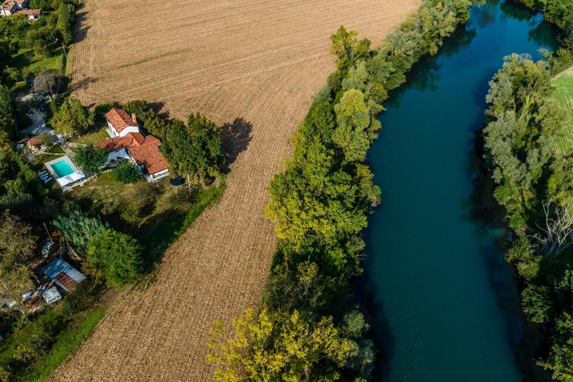 La Meridiana B&B カザーレ・スル・シーレ エクステリア 写真