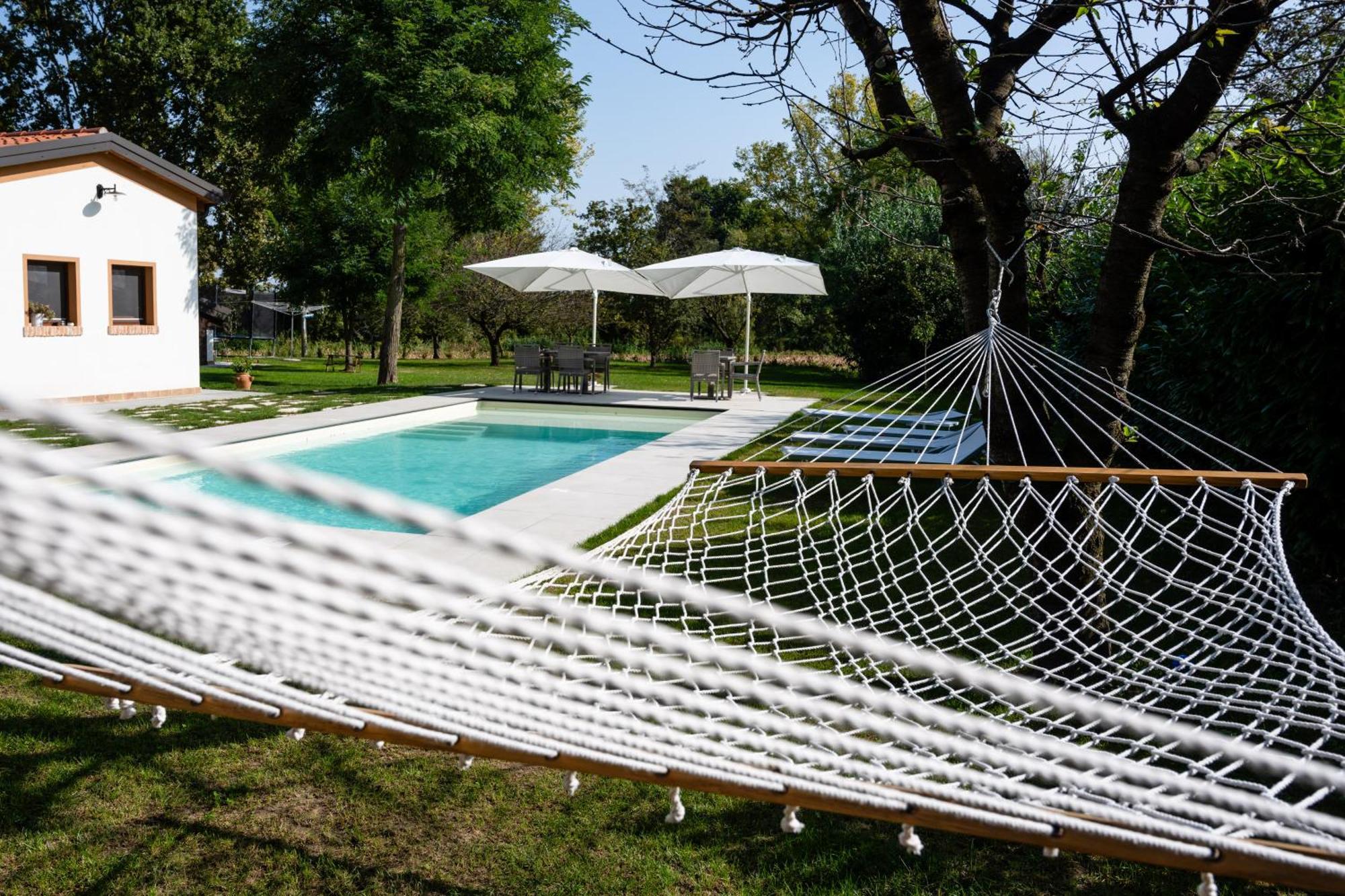 La Meridiana B&B カザーレ・スル・シーレ エクステリア 写真