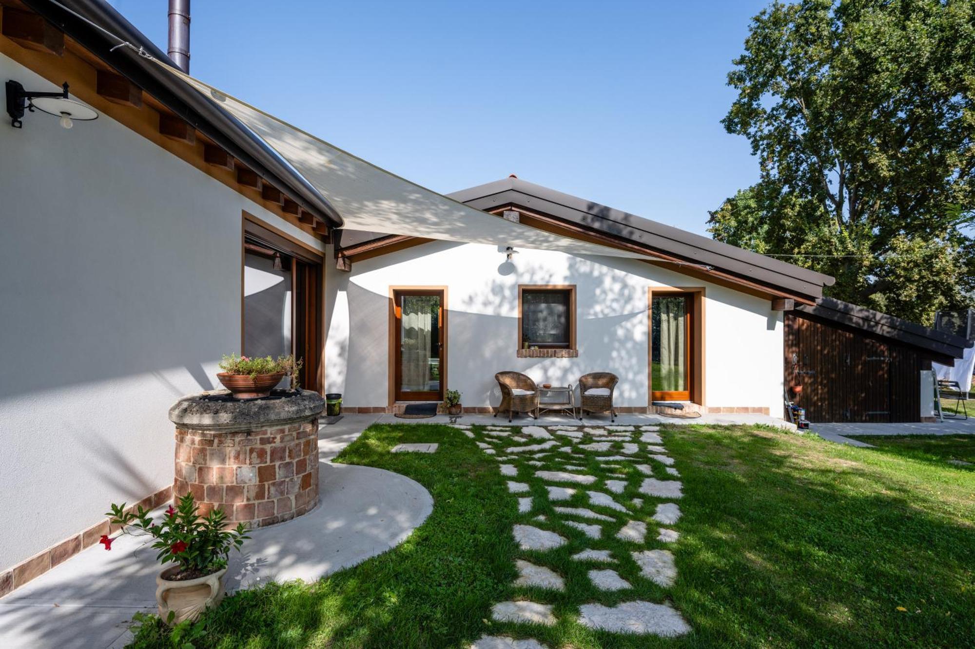 La Meridiana B&B カザーレ・スル・シーレ エクステリア 写真