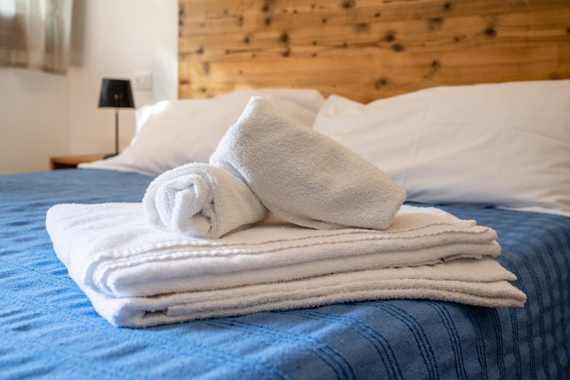 La Meridiana B&B カザーレ・スル・シーレ エクステリア 写真