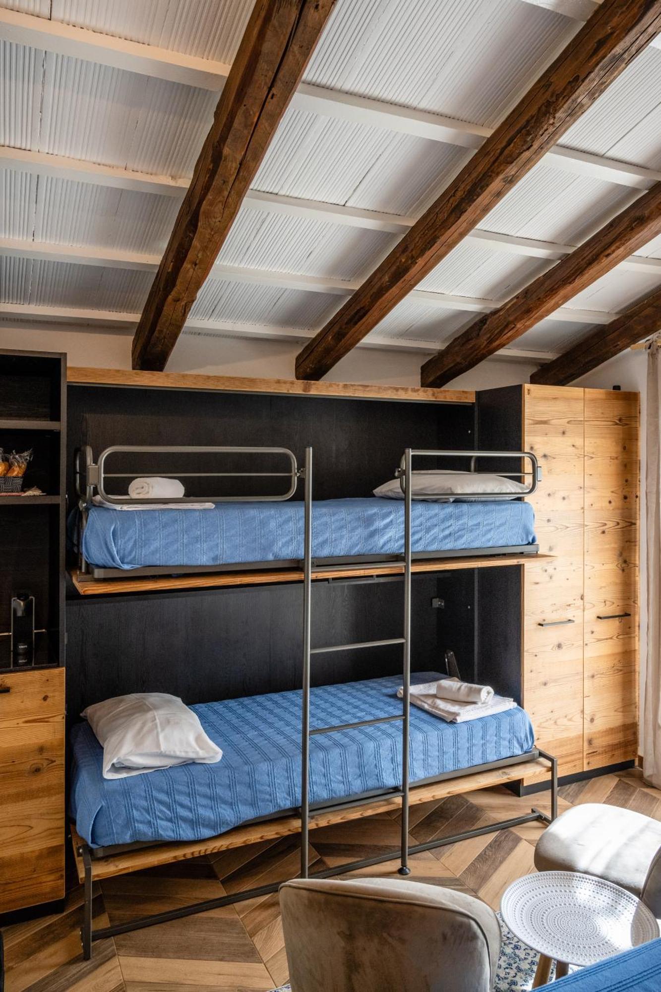 La Meridiana B&B カザーレ・スル・シーレ エクステリア 写真