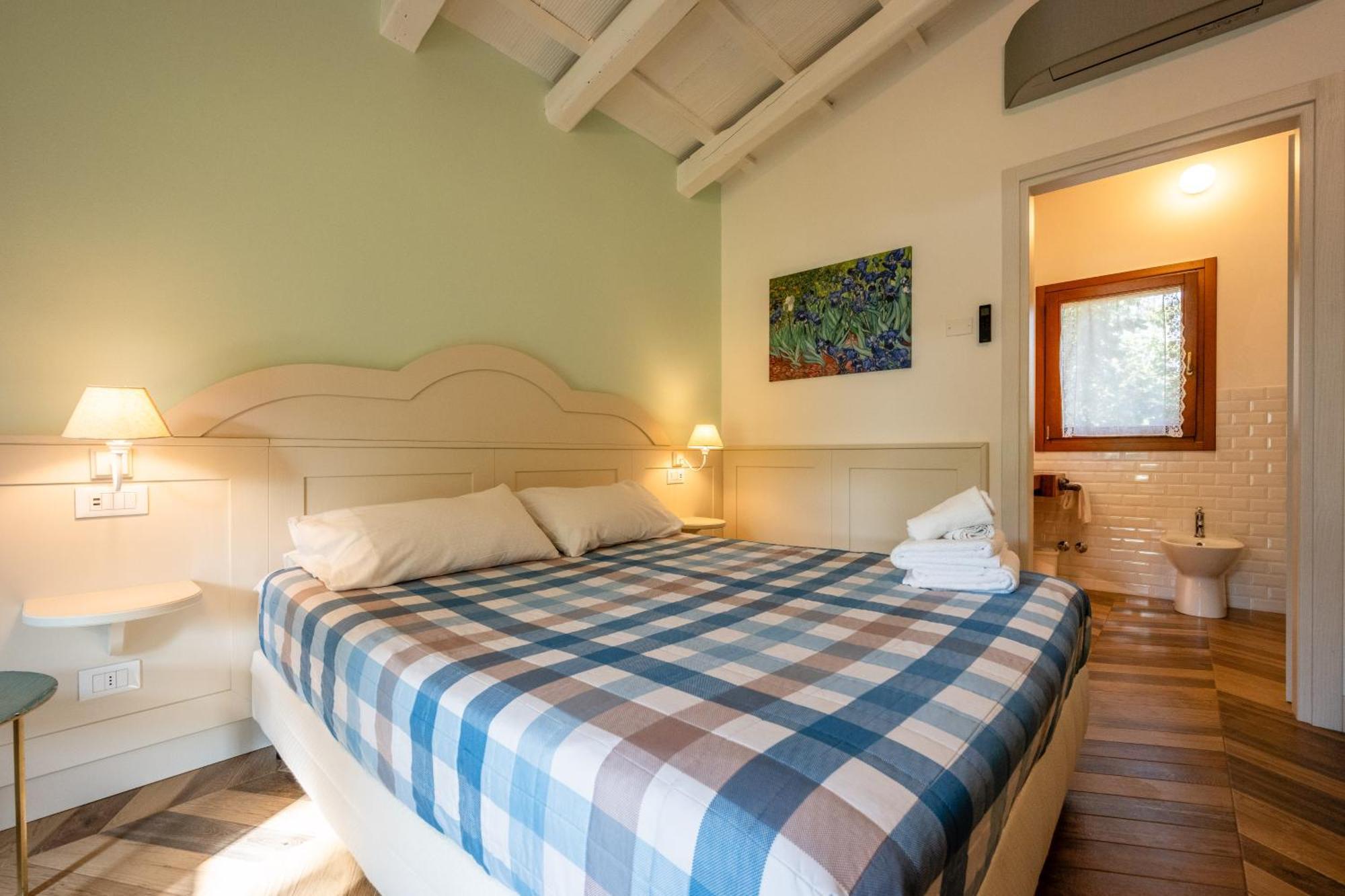 La Meridiana B&B カザーレ・スル・シーレ エクステリア 写真