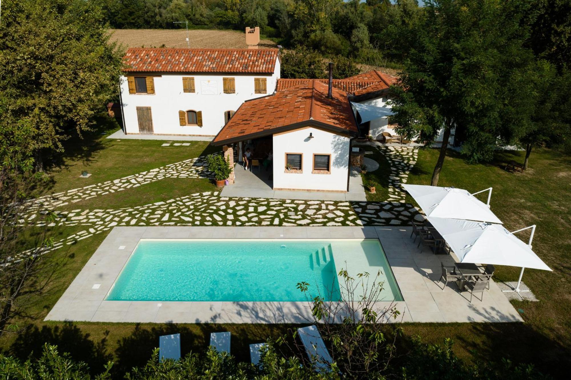 La Meridiana B&B カザーレ・スル・シーレ エクステリア 写真